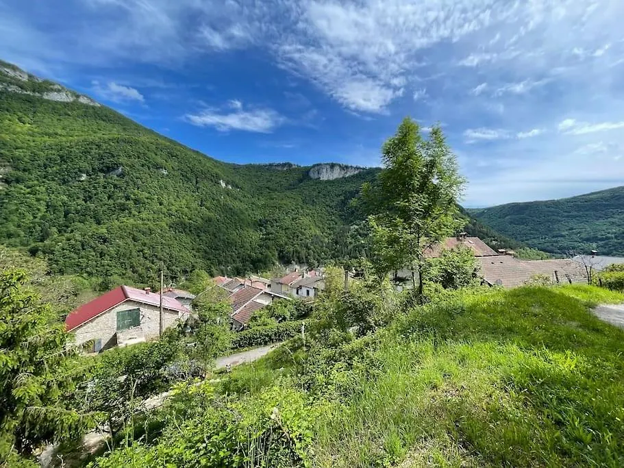 Le Poppy, Cozy, Calme, Wifi, Parking Apartment Tenay