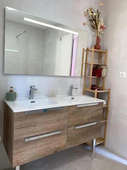 Le Poppy, Cozy, Calme, Wifi, Parking Apartment Tenay