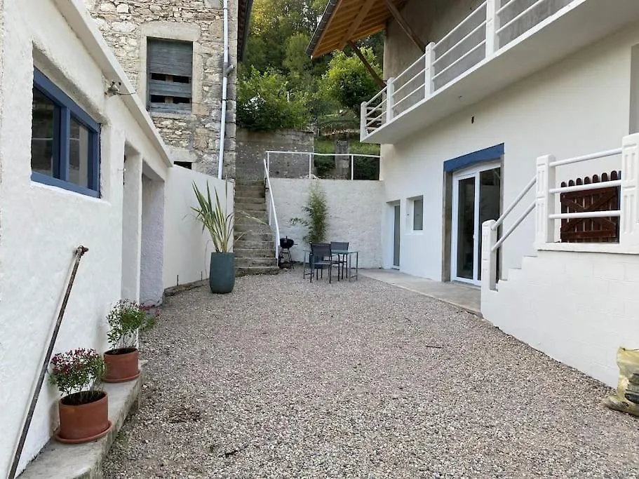 Le Poppy, Cozy, Calme, Wifi, Parking Apartment Tenay 0*,  France